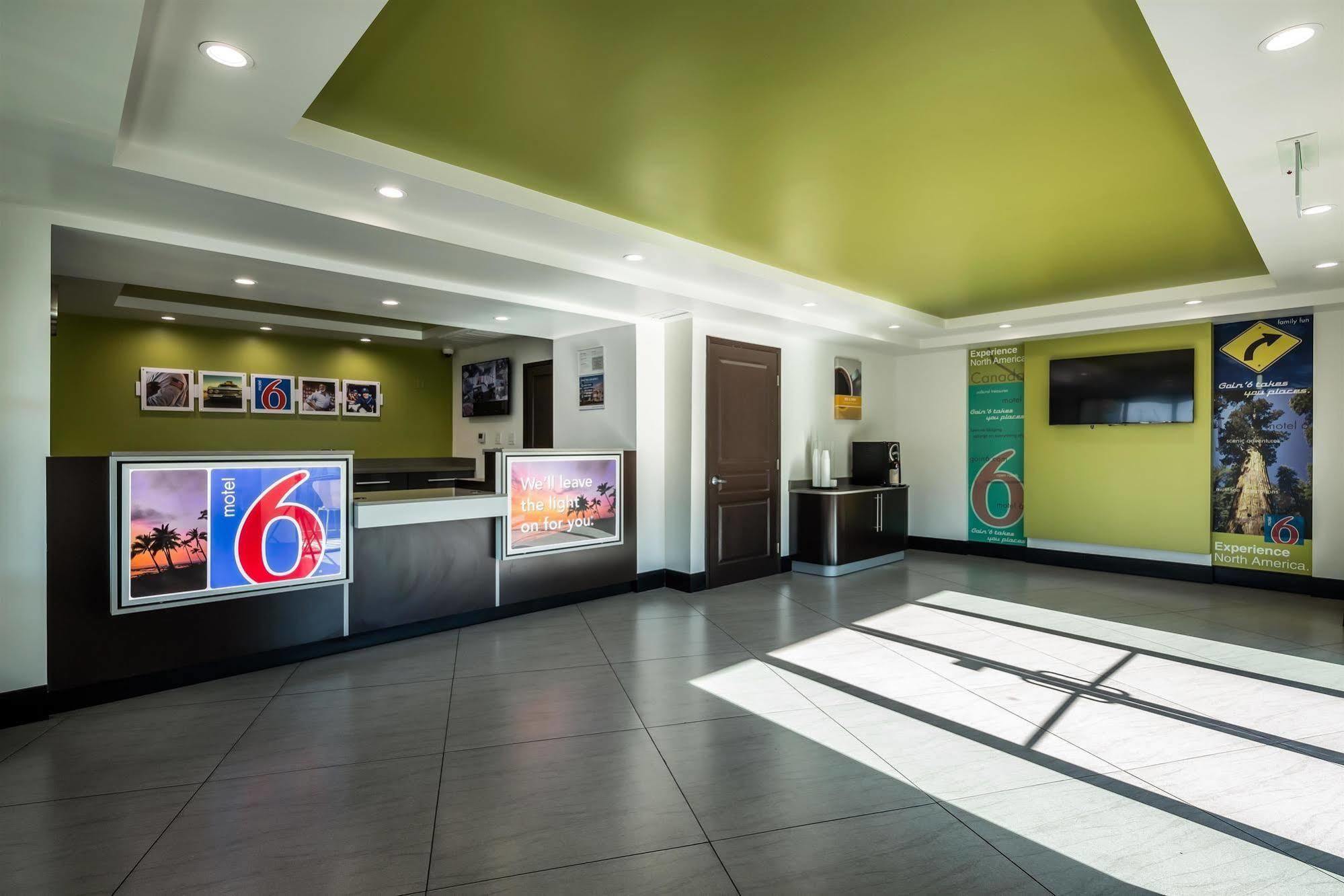 Motel 6-Canoga Park, Ca Лос-Анджелес Екстер'єр фото